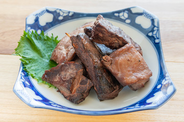 鮪のあらの焼き物