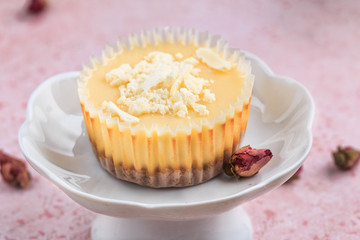 Mini Cheesecake. Keto Mini Cheesecake Bites. Keto desserts. Classic New York style cheesecake.