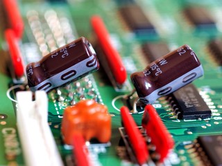 micro électronique condensateurs