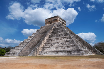 Ruins of a Mayan temple complex . Chichen Itza.