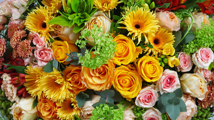 Flower arrangement background with roses