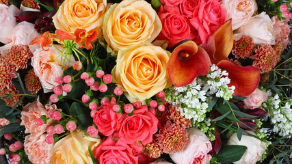 Flower arrangement background with roses