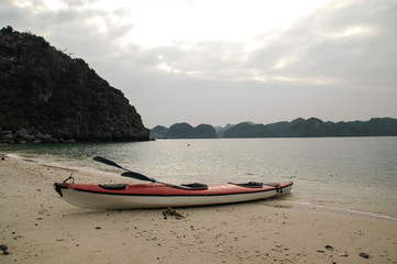 Fototapeta na wymiar Kayak on the beach