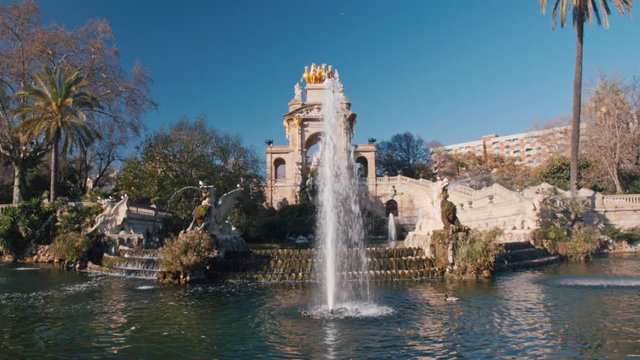 4K Parc de la Ciutadella Fountain, Barcelona, modernist fountain in city park slow motion