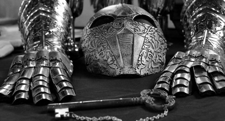 Armatura medioevale per un cavaliere - storia
