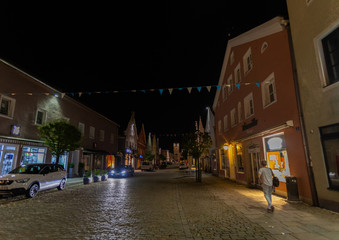 Picture of the city of Kehlheim at night in southern Germany