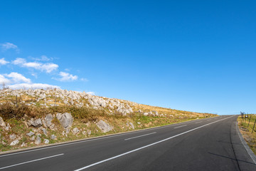 四国カルストの風景