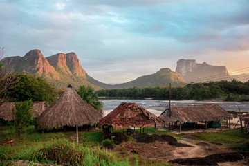 Cerro Wichuj y Autana, Amazonas State - Venezuela