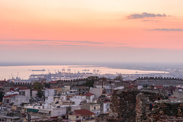Fototapeta na wymiar sea ​​view from the city of Thessaloniki