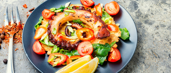 Salad with vegetables and octopus