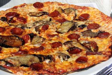 pizza à l aubergine