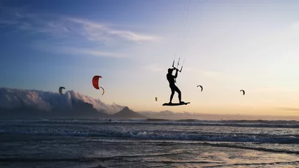Photo sur Plexiglas Montagne de la Table Kite Surf Table Mountain Paysage Cape Town, Afrique du Sud