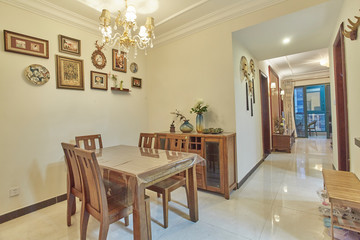  Various furniture in the renovated model house