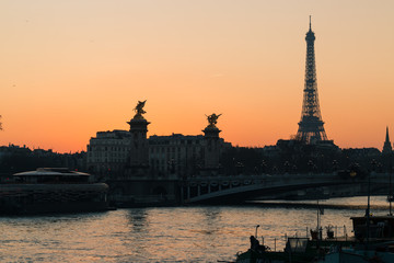 Silhouettes of Paris