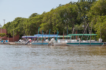 Fototapeta premium botes playa