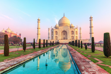 Naklejka premium Taj Mahal Mauseleum, India, Uttar Pradesh, Agra