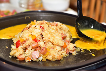 omelette rice, now is cooking