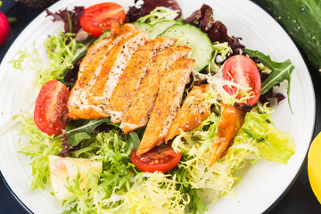 Chicken breast with fresh salad， Healthy lunch menu. Diet food.
