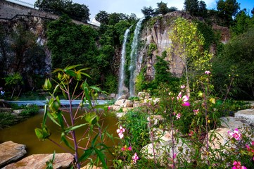 Jardin et cascade carrière de Miséry