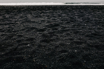 Black sand beach in Iceland - obrazy, fototapety, plakaty