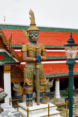 Fototapeta premium statue in thai temple