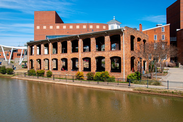 Fototapeta na wymiar The Wyche Pavilion, located in Greenville, South Carolina, is a old brick factory along the banks of the Reedy River