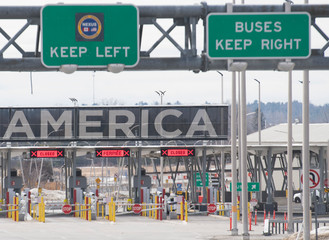 The border to the United States is shown from the Canada
