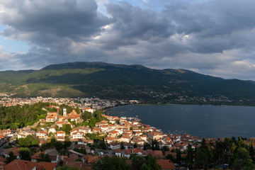 Fototapeta na wymiar Vue panoramique d'Ohrid en Macédoine du nord