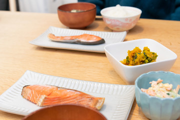 健康的な日本の朝食
