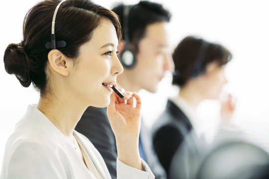 コールセンター の画像 176 5 件の Stock 写真 ベクターおよびビデオ Adobe Stock