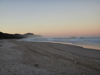 Fototapeta na wymiar sunset on the beach - Byron Bay - Australia