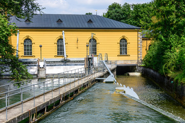 Wasserkraftwerk am Hochablass in Augsburg