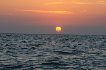 sunset sul mare - italia