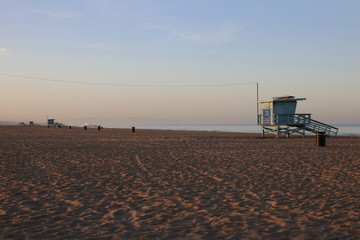 Szenen am Santa Monica Beach in Los Angeles mit Morgenstimmung