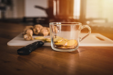Preparation of ginger tea. Ginger tea for strong immunity.