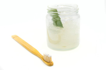 Fresh Aloe vera tooth paste