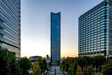 Naklejka premium Osaka City Sunset 大阪の都市ビル サンセット