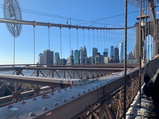 brooklyn bridge in new york