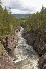 Fototapeta na wymiar Fluß Etna in Oppland
