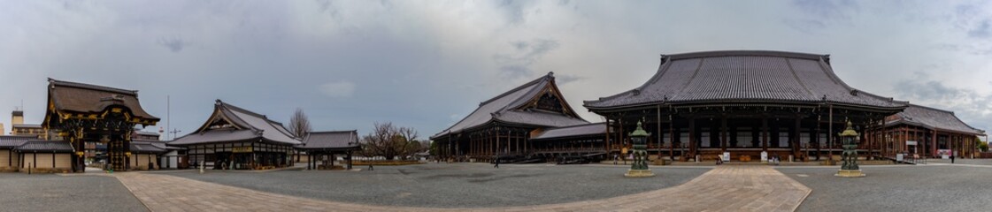 Fototapeta na wymiar Nishi Hongan-ji Temple II
