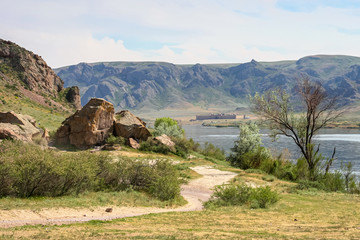 Allphotokz Tamgaly Tas 20050515 4956 20D S