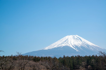 Obraz premium Kwadrat i góra Fuji Czyste niebo