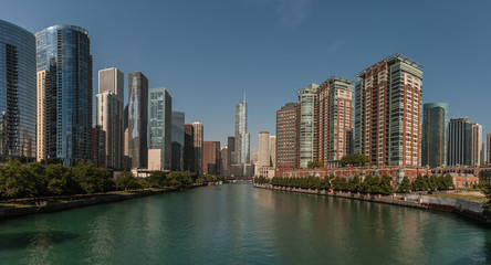 Fototapeta na wymiar Chicago River Skyline