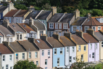 Häuserreihen in englischer Kleinstadt