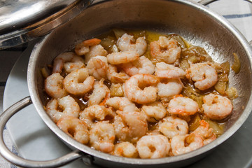 prawns on garlic sauce