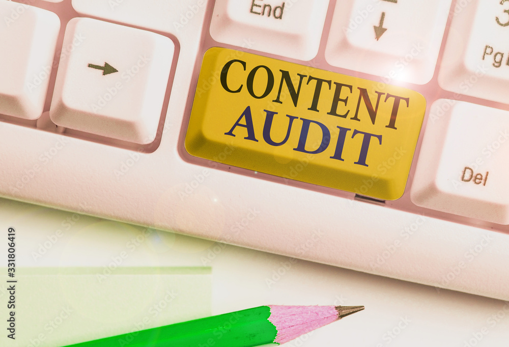 Aufkleber word writing text content audit. business photo showcasing process of evaluating content elements an