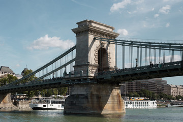 Obraz premium Old nineteenth century Széchenyi Chain Bridge in Budapest