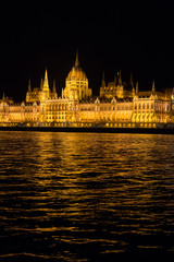 Fototapeta premium Budapest Parliament Buildings at night with backlight