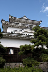 Naklejka premium 秋の丸亀城の本丸の風景