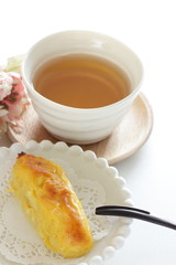 Japanese confectionery, baked sweet potato cake